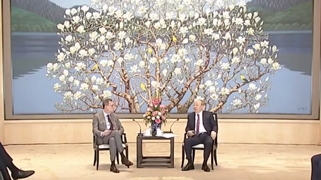 尹力会见第六届国际医药创新大会与会跨国医药企业负责人 尹力会见第六届国际医药创新大会与会跨国医药企业负责人