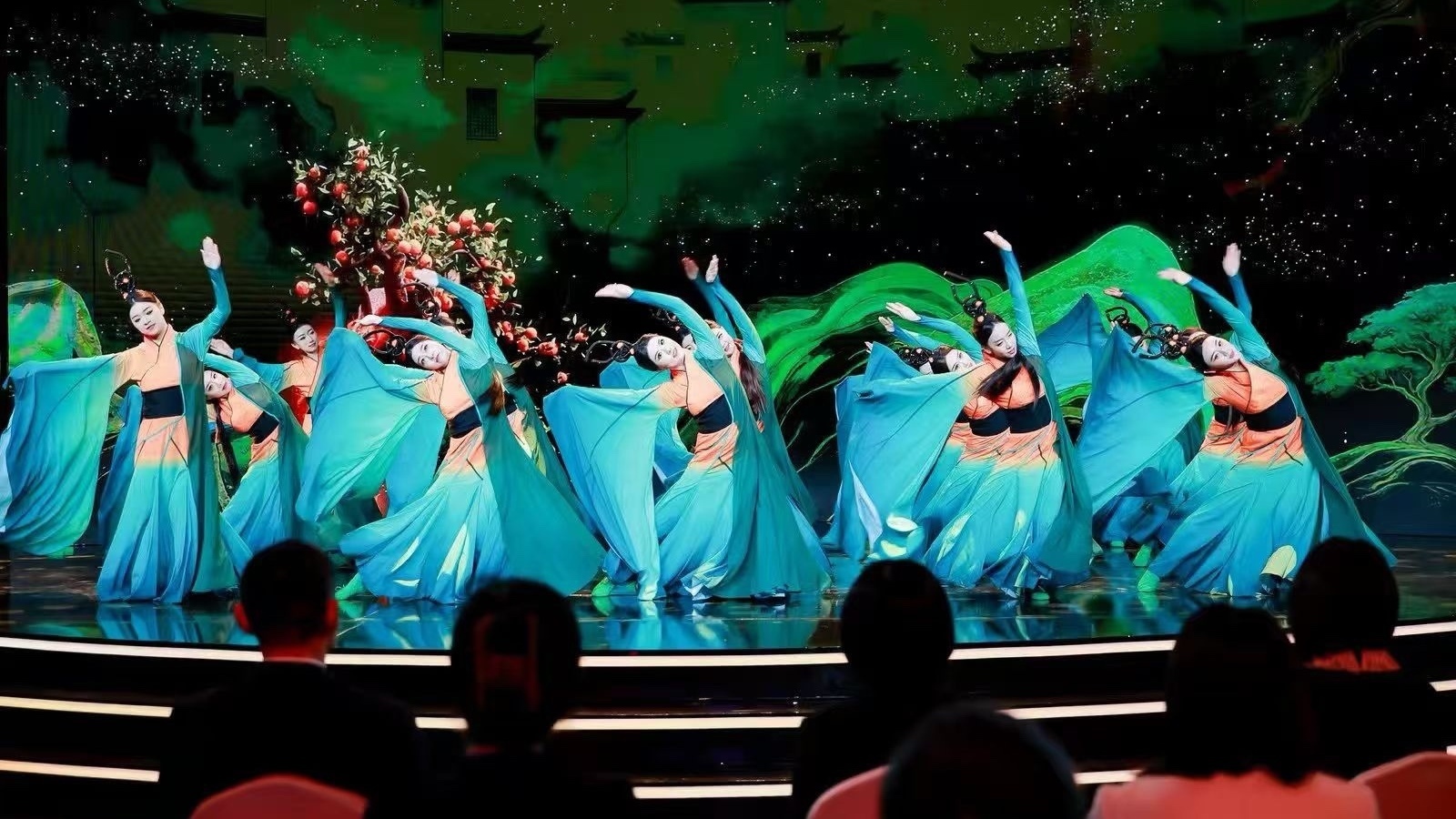 2026年金融3・15特别节目 舞蹈《春启华章》 2026年金融3・15特别节目 舞蹈《春启华章》