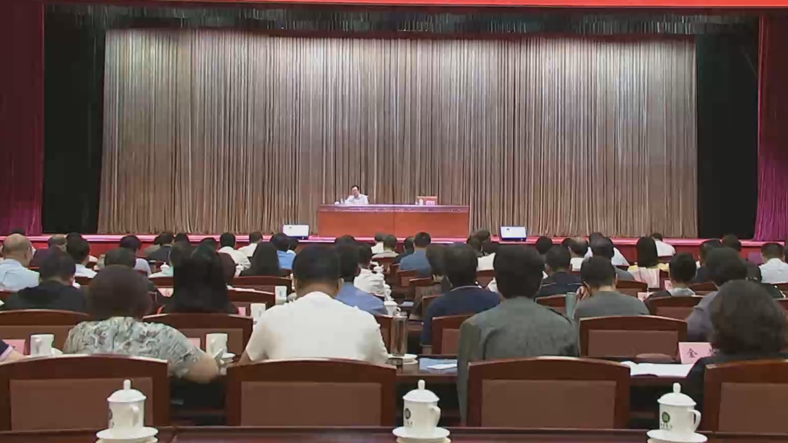 市政协市委统战部暑期学习班举行专题报告会 市政协市委统战部暑期学习班举行专题报告会