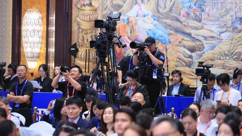 博鳌亚洲论坛全球健康论坛2025年北京会议全体大会召开