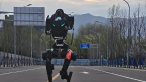 机器人半马“种子选手”来了,你最看好谁?附最佳观赛点位—— 机器人半马“种子选手”来了,你最看好谁?附最佳观赛点位——