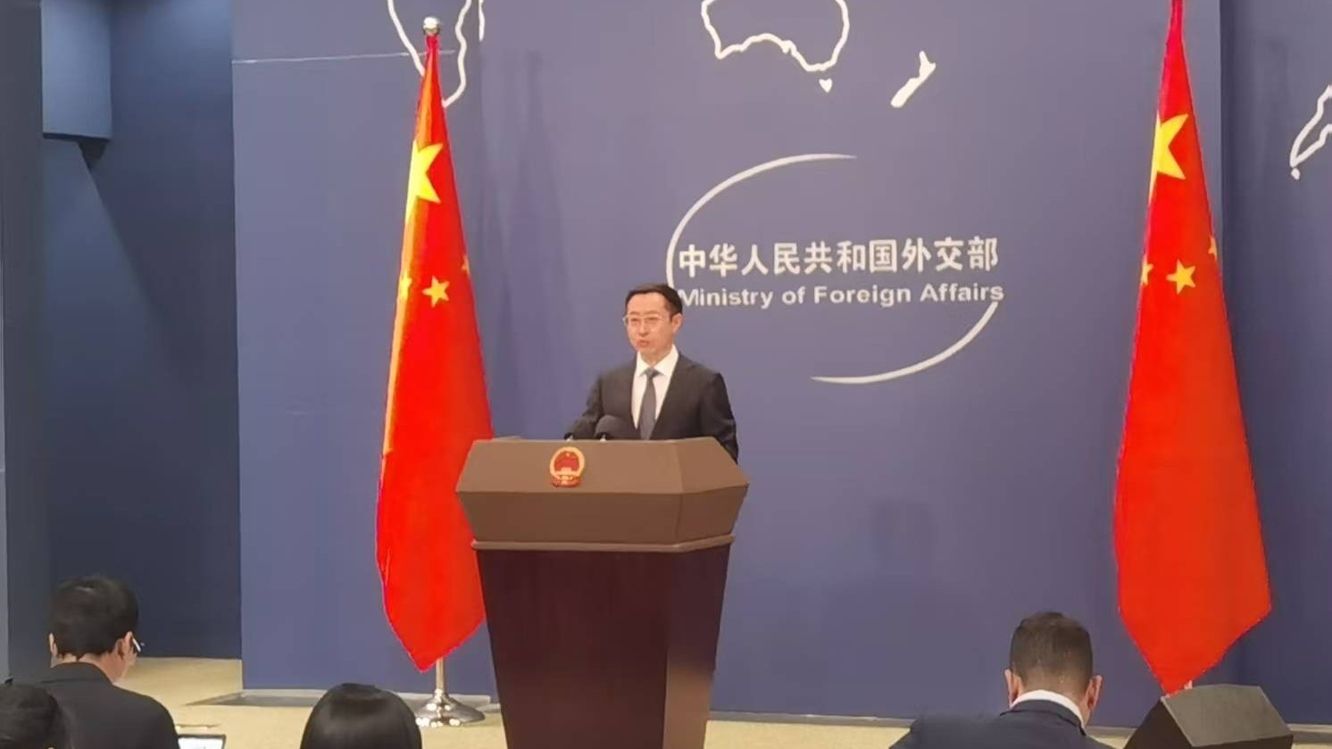 外交部:对在涉藏问题上表现恶劣的美方人员采取签证限制措施 外交部:对在涉藏问题上表现恶劣的美方人员采取签证限制措施