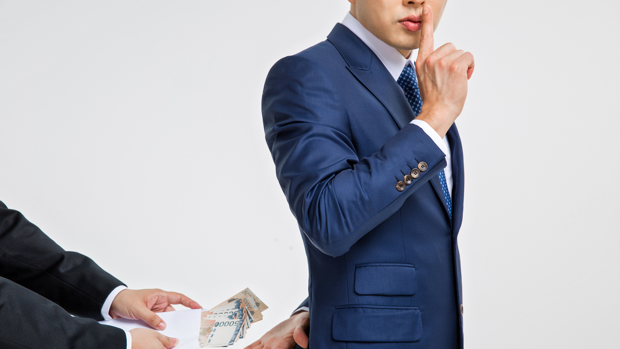 今日提示：代买金饰赚跑腿费？当心别成为洗钱帮凶！