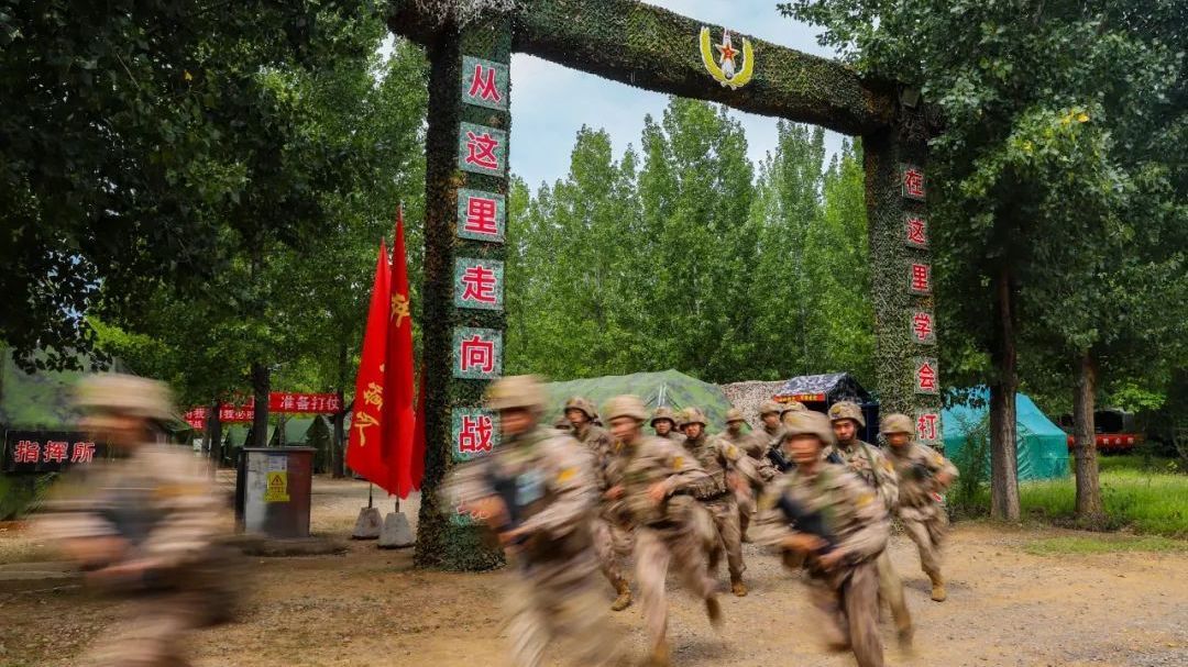 战字当头!火箭军战时工程保障演练 战字当头!火箭军战时工程保障演练