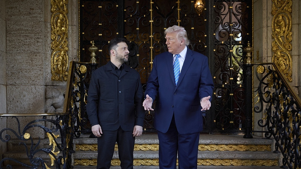 一小时闭门会谈后 特朗普称与泽连斯基会晤“非常好”