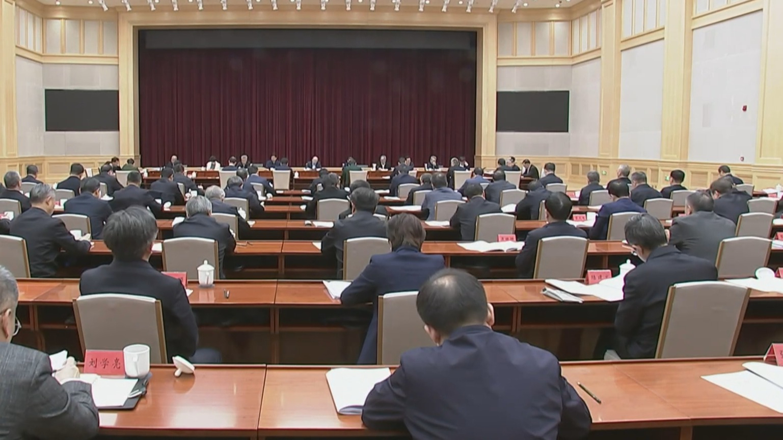 市委平安北京建设领导小组会议召开 尹力主持 殷勇游钧出席 市委平安北京建设领导小组会议召开 尹力主持 殷勇游钧出席