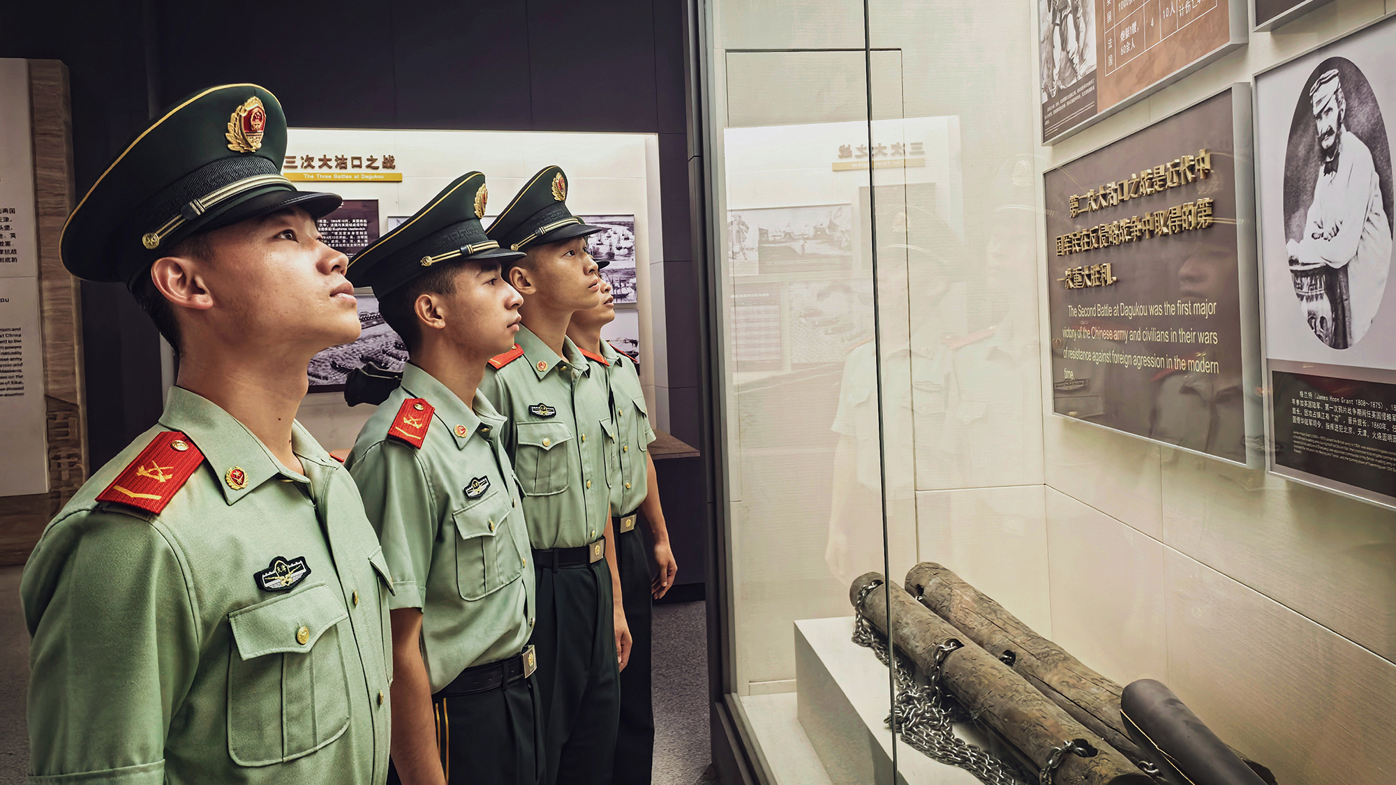 “八一”建军节,武警官兵这样过 “八一”建军节,武警官兵这样过