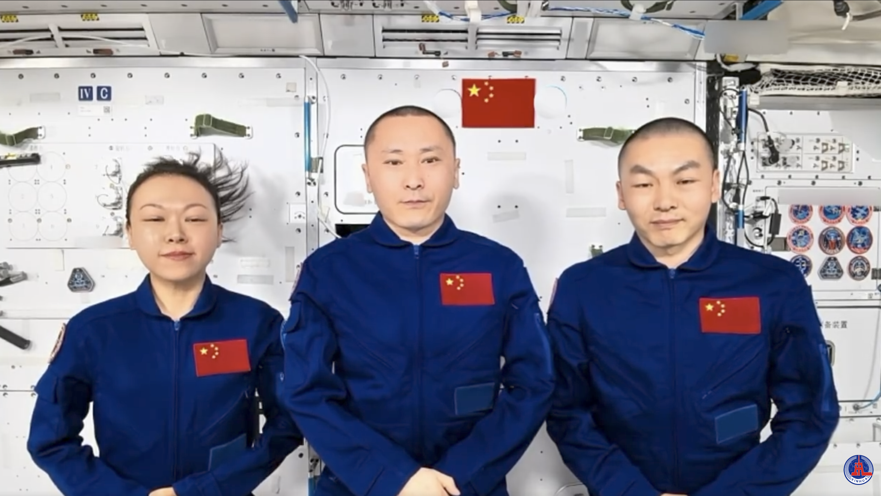 京锐评｜太空中永不褪色的中国红，是中国航天最自信、最亮眼的底气！