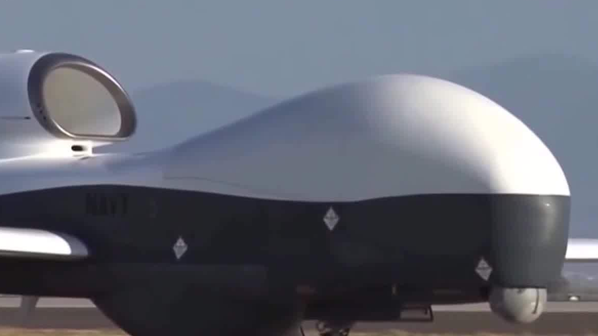 美方消息称美海军确认一架MQ-4C无人机坠毁 美方消息称美海军确认一架MQ-4C无人机坠毁