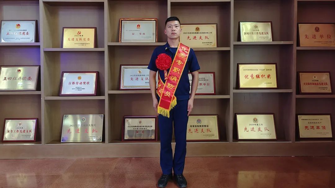 又一次救人!王广洋荣登“2025北京榜样”六月第二周周榜→ 又一次救人!王广洋荣登“2025北京榜样”六月第二周周榜→