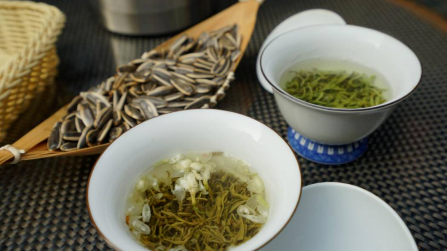 一个电话号码,举报成都数百家茶楼“无证泡茶” 一个电话号码,举报成都数百家茶楼“无证泡茶”