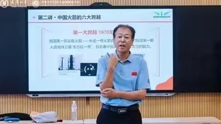 “老师给我签个名！”从不感兴趣到被追着签名，这才是我们该追的星！
