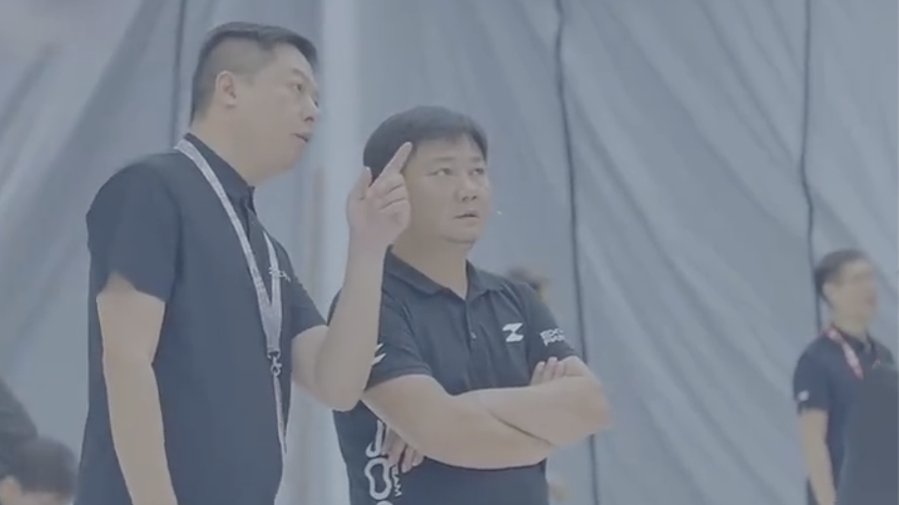 张雪在接受采访时表示,想成功就要义无反顾 张雪在接受采访时表示,想成功就要义无反顾