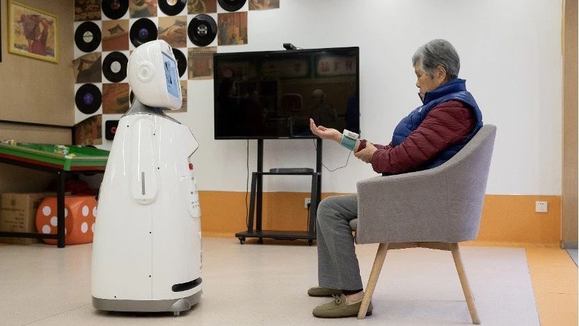多地积极布局智慧养老,养老机器人已“上岗” 多地积极布局智慧养老,养老机器人已“上岗”