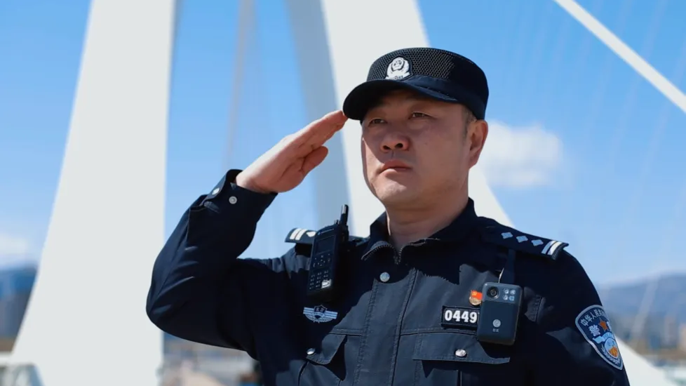 于晓波:我无法想象自己不当警察! 于晓波:我无法想象自己不当警察!