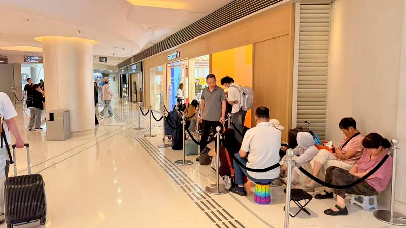 太夸张！原价2700元炒到近7万！上海、宁波多地有人通宵排队