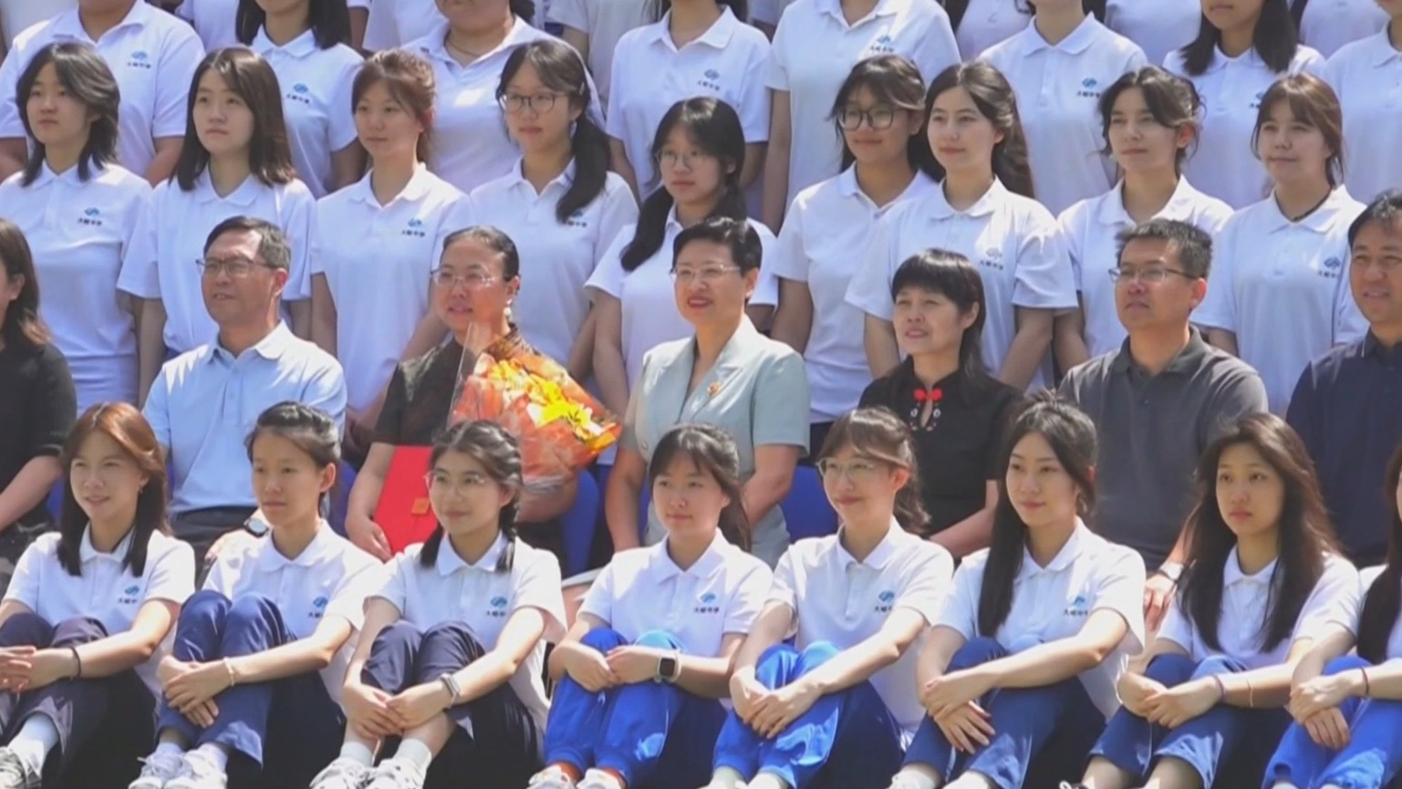 邵来红：坚守三尺讲台 站好最后一班岗