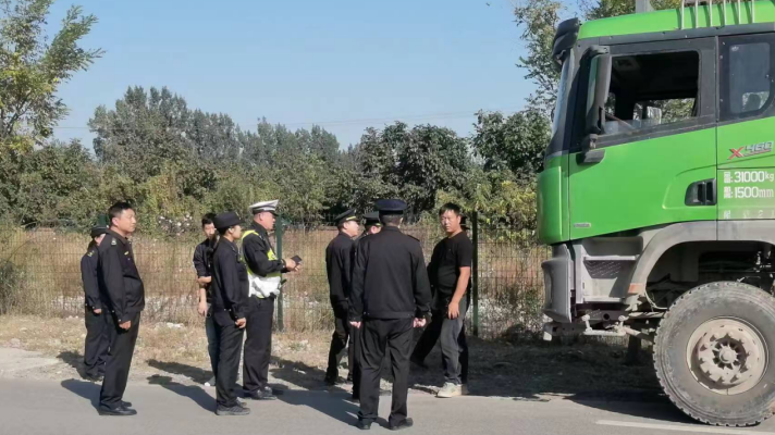 房山区、涞水县开展京冀联合治超行动 房山区、涞水县开展京冀联合治超行动