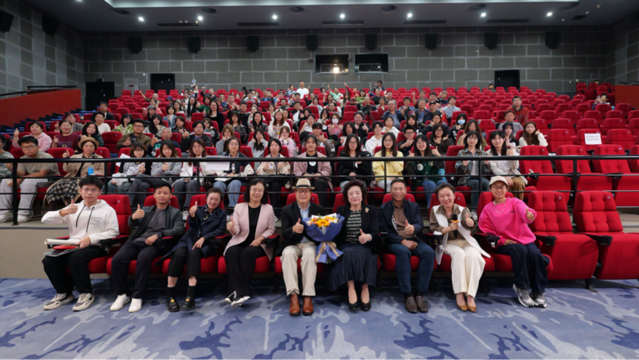 中国电影博物馆“光影看中国”电影课堂对话《开国大典》导演肖桂云 中国电影博物馆“光影看中国”电影课堂对话《开国大典》导演肖桂云