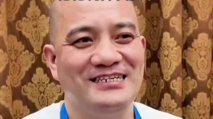 谭爷爷担任成都世运会火炬手 提前给花花和叶打招呼