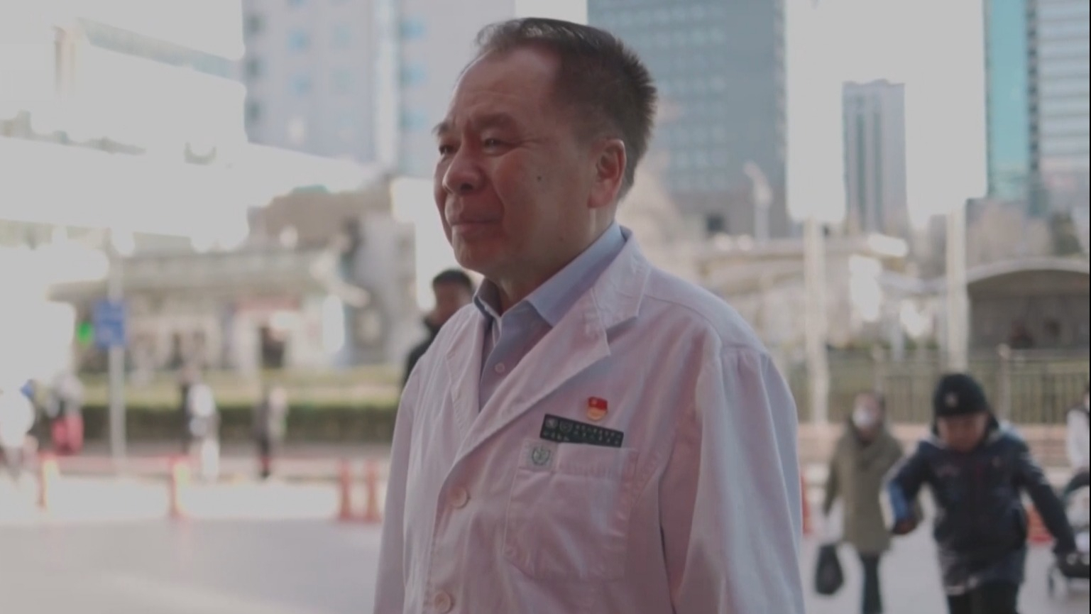北京劳动者之歌丨贾立群：良医大爱润童心