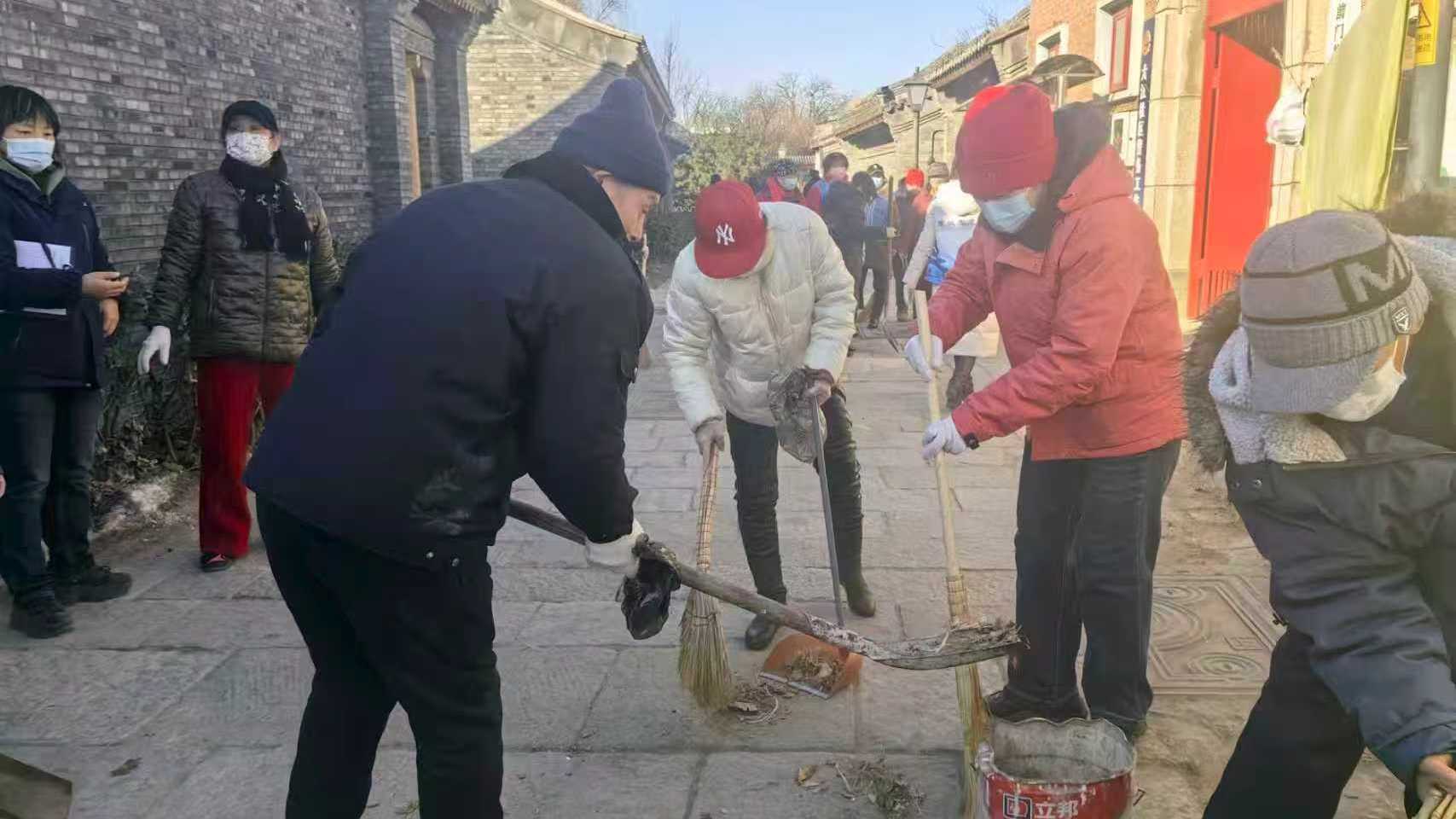 赞！北京60余万人清扫街巷、整治死角，用全民合力擦亮首都颜值