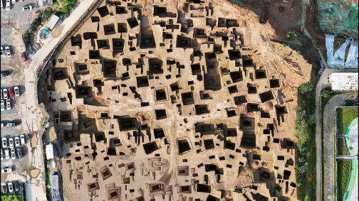 首次集中出现 西安发现25座战国积石墓