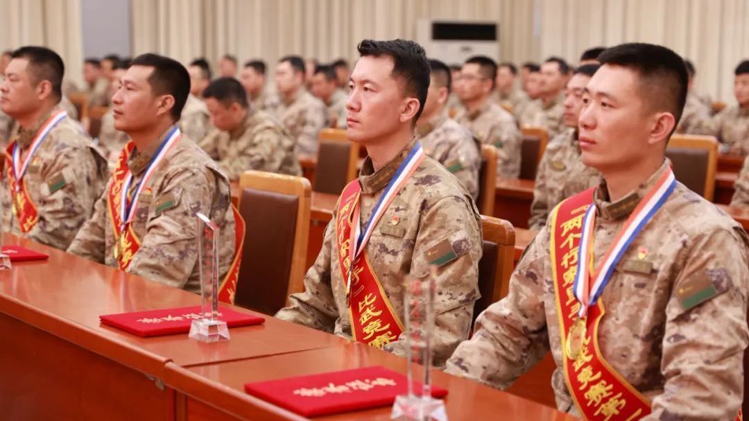 “尖刀”上的“刀尖”这个上尉了不得 “尖刀”上的“刀尖”这个上尉了不得