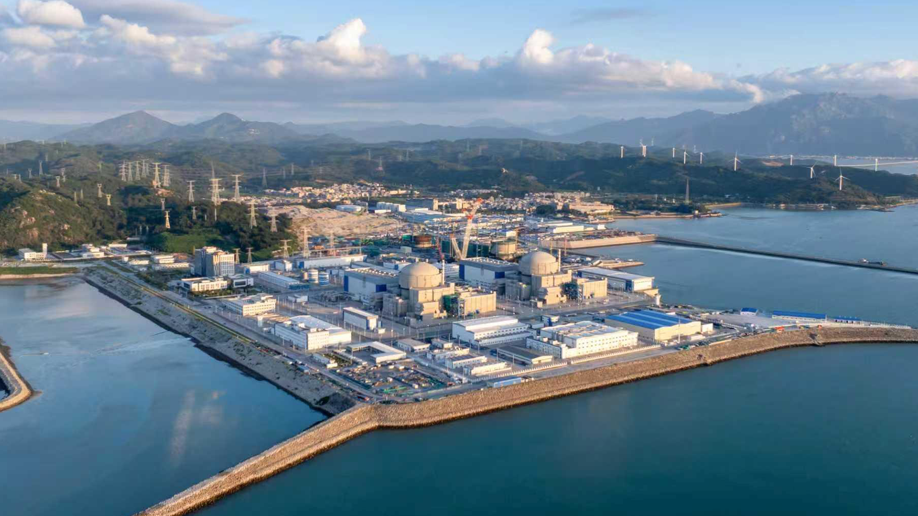 全球最大“华龙一号”核电基地2号机组并网发电