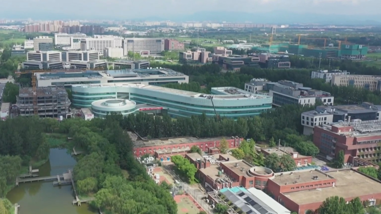 北京上市公司营业收入和净利润居全国首位