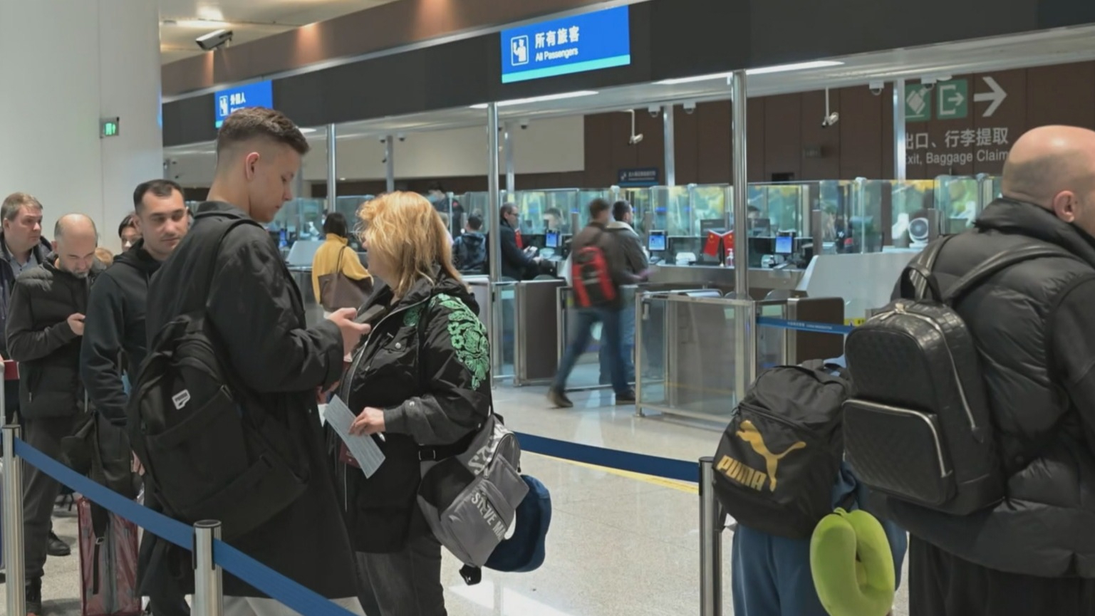 2025年入出境外国人超百万人次 比去年提前22天 国际航线还将加密 2025年入出境外国人超百万人次 比去年提前22天 国际航线还将加密