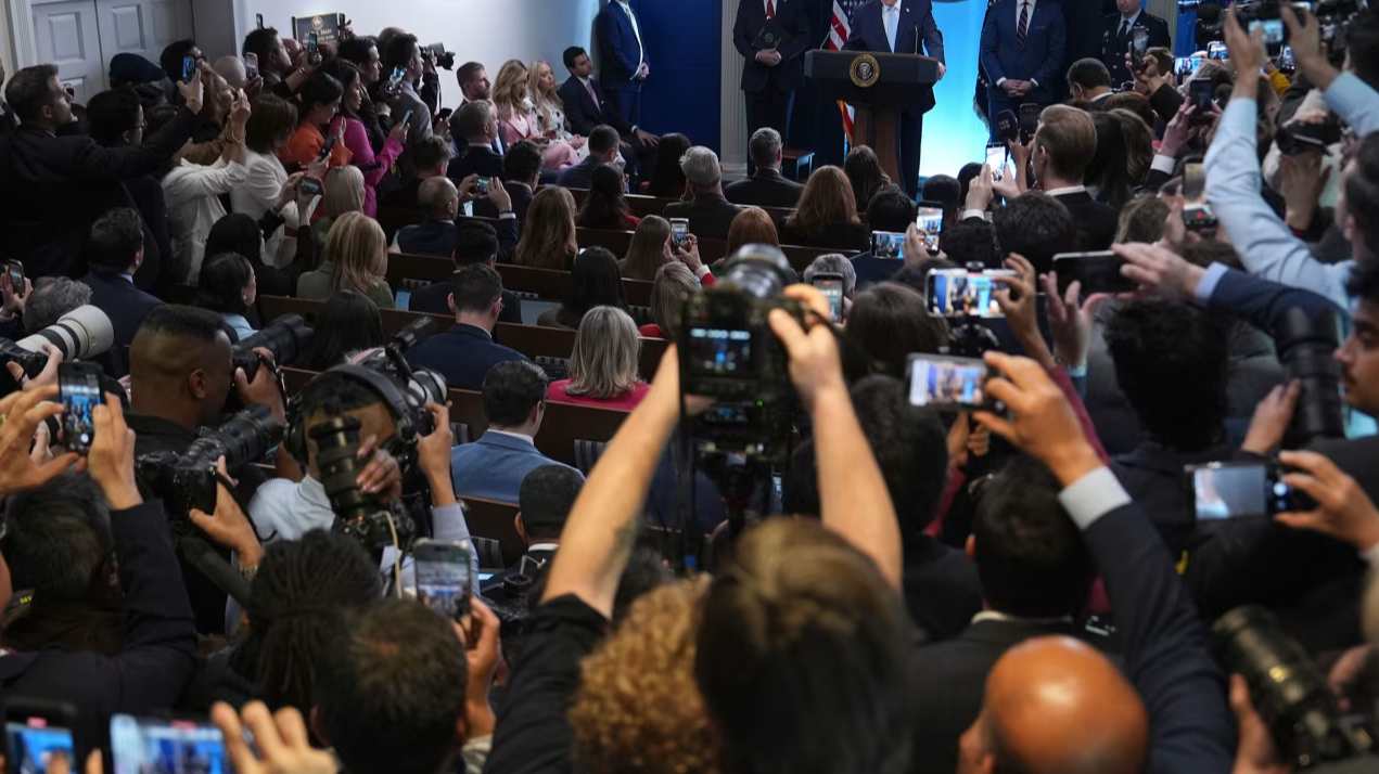 特朗普再发威胁：7日20时是“最后期限”