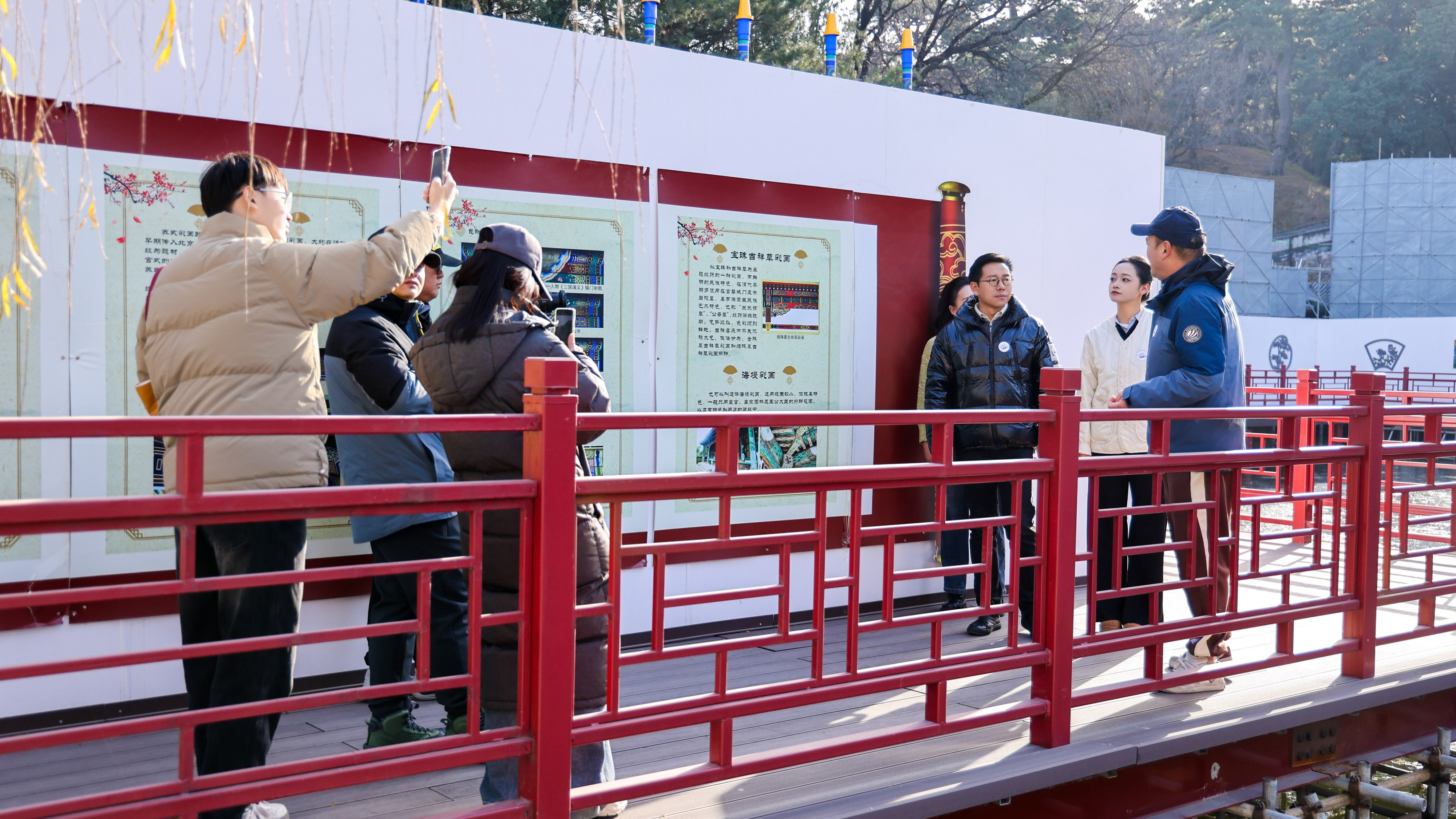 “这young探北京” | 青年学子走进颐和园体验文物修复