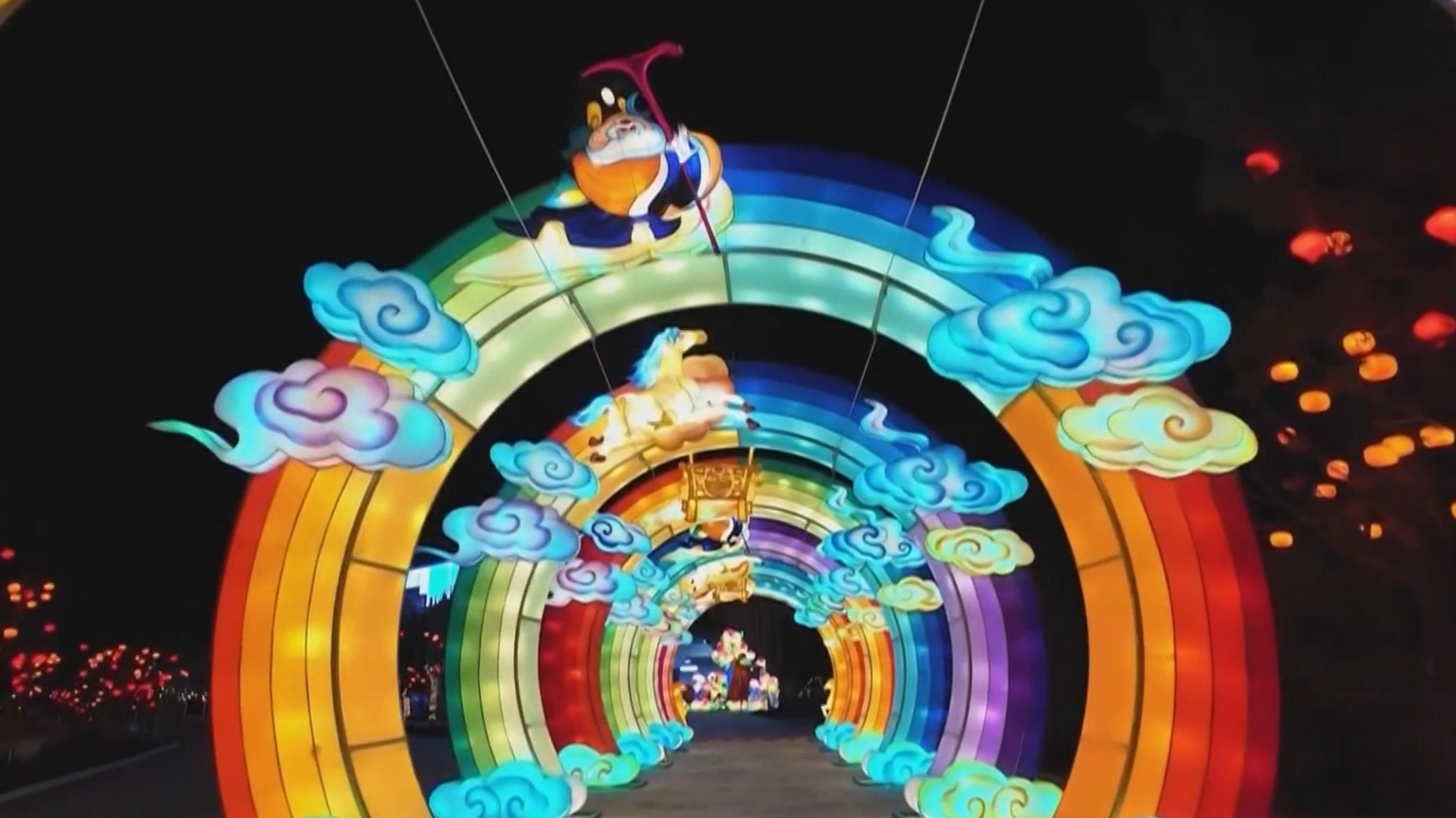 北京部分新春灯会仍将持续