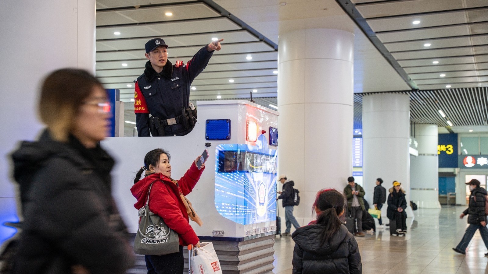 北京铁路公安多措并举筑牢返程安保坚实防线 北京铁路公安多措并举筑牢返程安保坚实防线