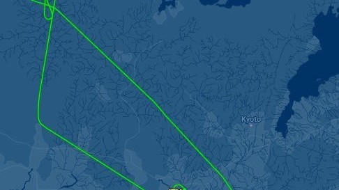 日本载51人客机紧急返航