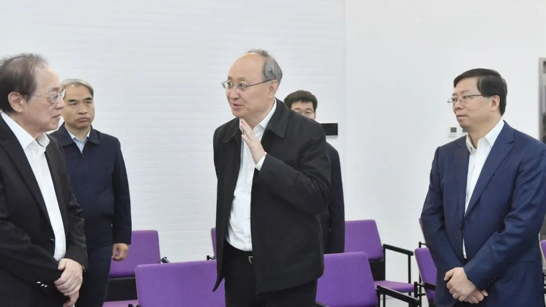 尹力到清华大学调研时强调 加大校地合作融合发展力度 尹力到清华大学调研时强调 加大校地合作融合发展力度