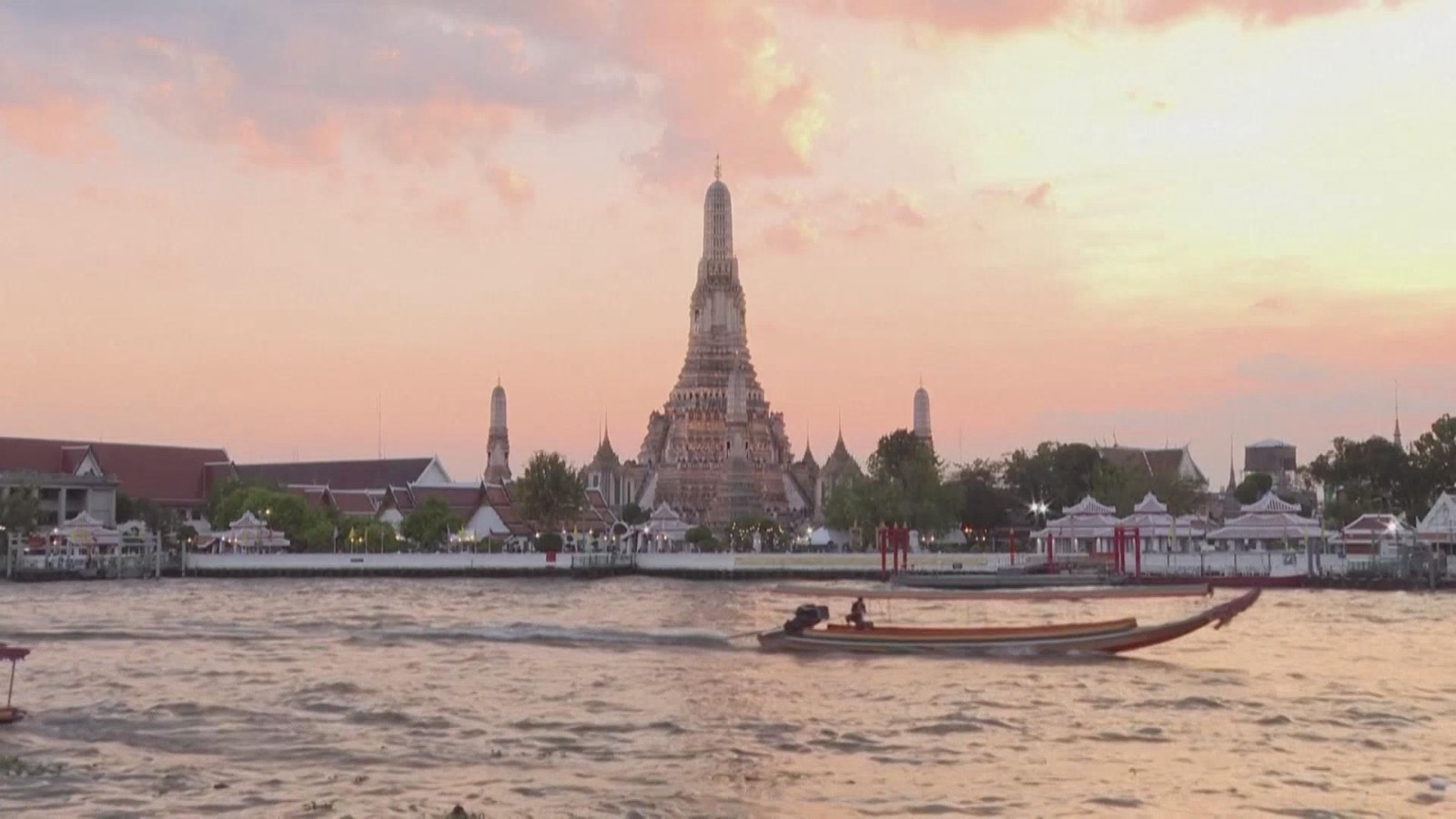 泰国计划将游客免签入境期限从60天缩短至30天 泰国计划将游客免签入境期限从60天缩短至30天