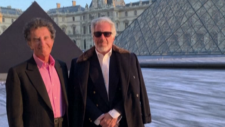 法国前文化部长因爱泼斯坦案提出辞去智库职务