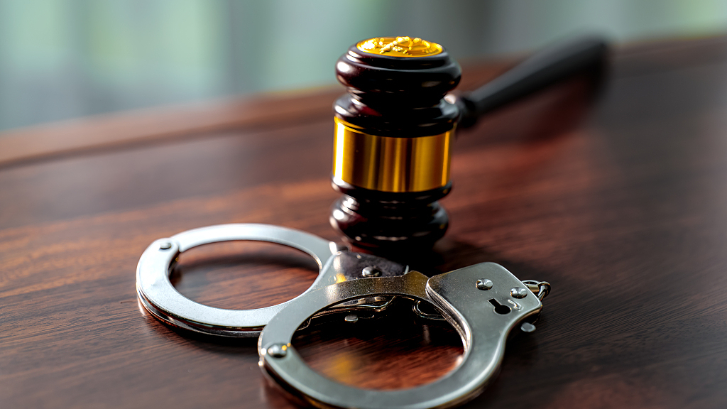 教育机构员工为泄愤删除考生志愿致其落榜 获刑8个月