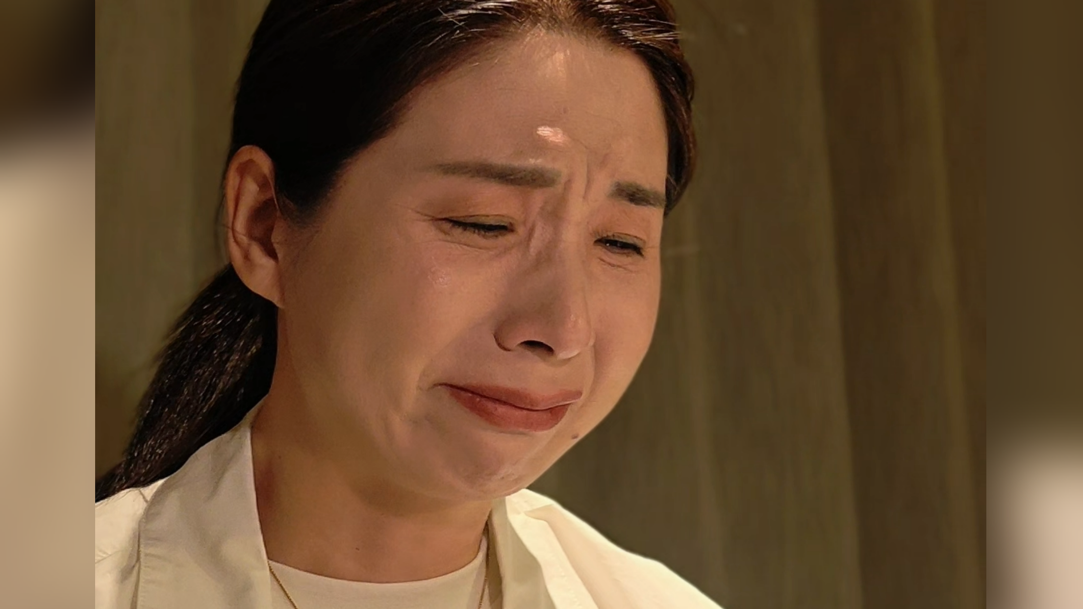 崔丽丽讲述劳动争议案法律关系，称“性侵”“工伤”“开除”环环相扣