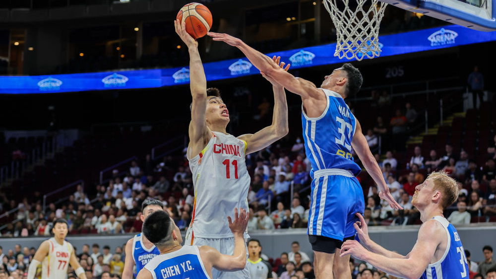 篮球世界杯预选赛：中国男篮战胜中国台北男篮