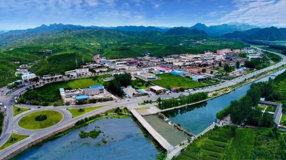 汤河口镇立足区域高质量发展“次中心”定位,跨域协同共兴文旅产业 汤河口镇立足区域高质量发展“次中心”定位,跨域协同共兴文旅产业