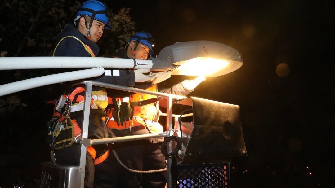 万盏新灯映京华！首都中心城区路灯低碳节能改造一期工程圆满收官