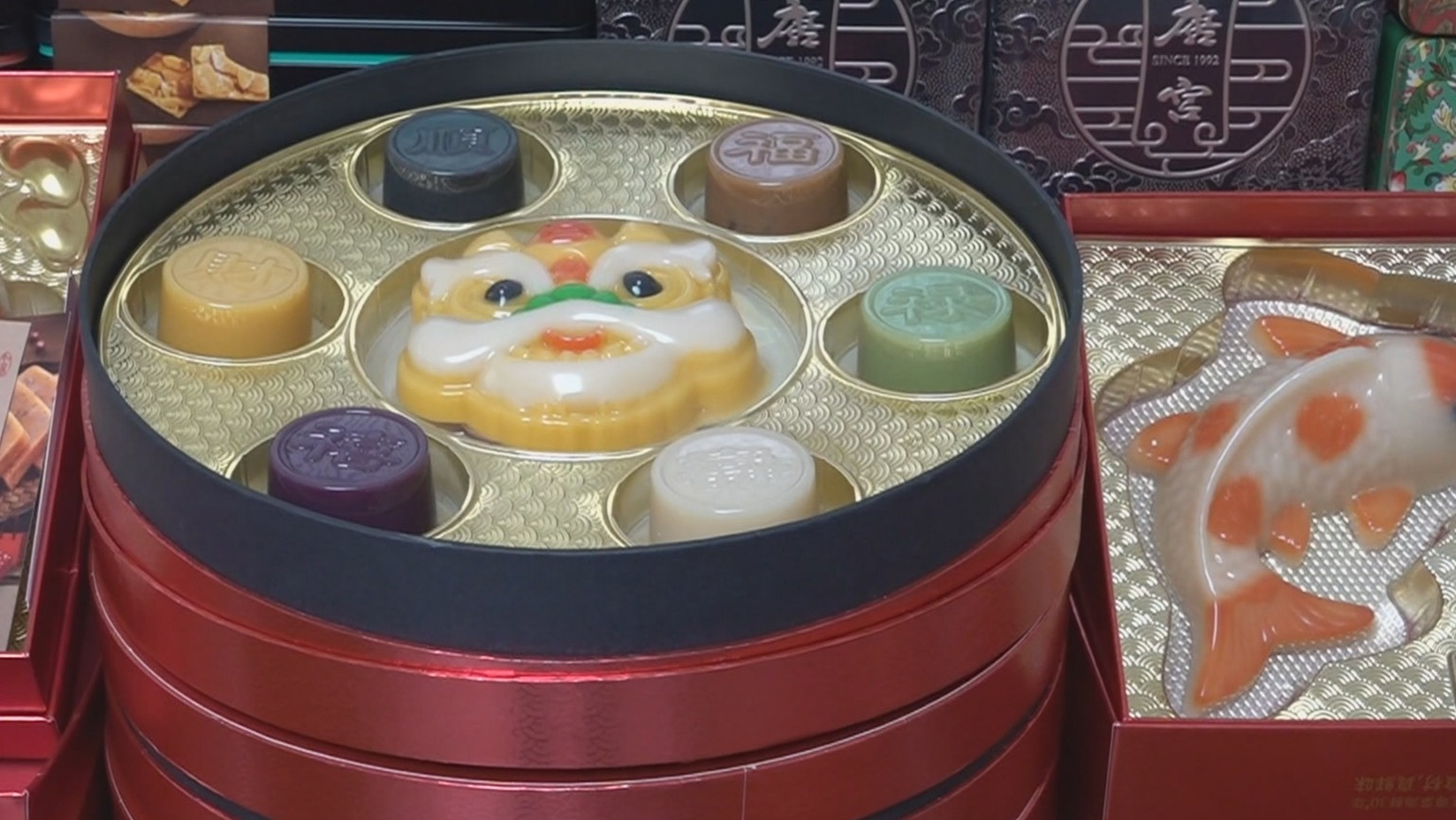 来大兴机场“赶集” 春运旅途年味十足