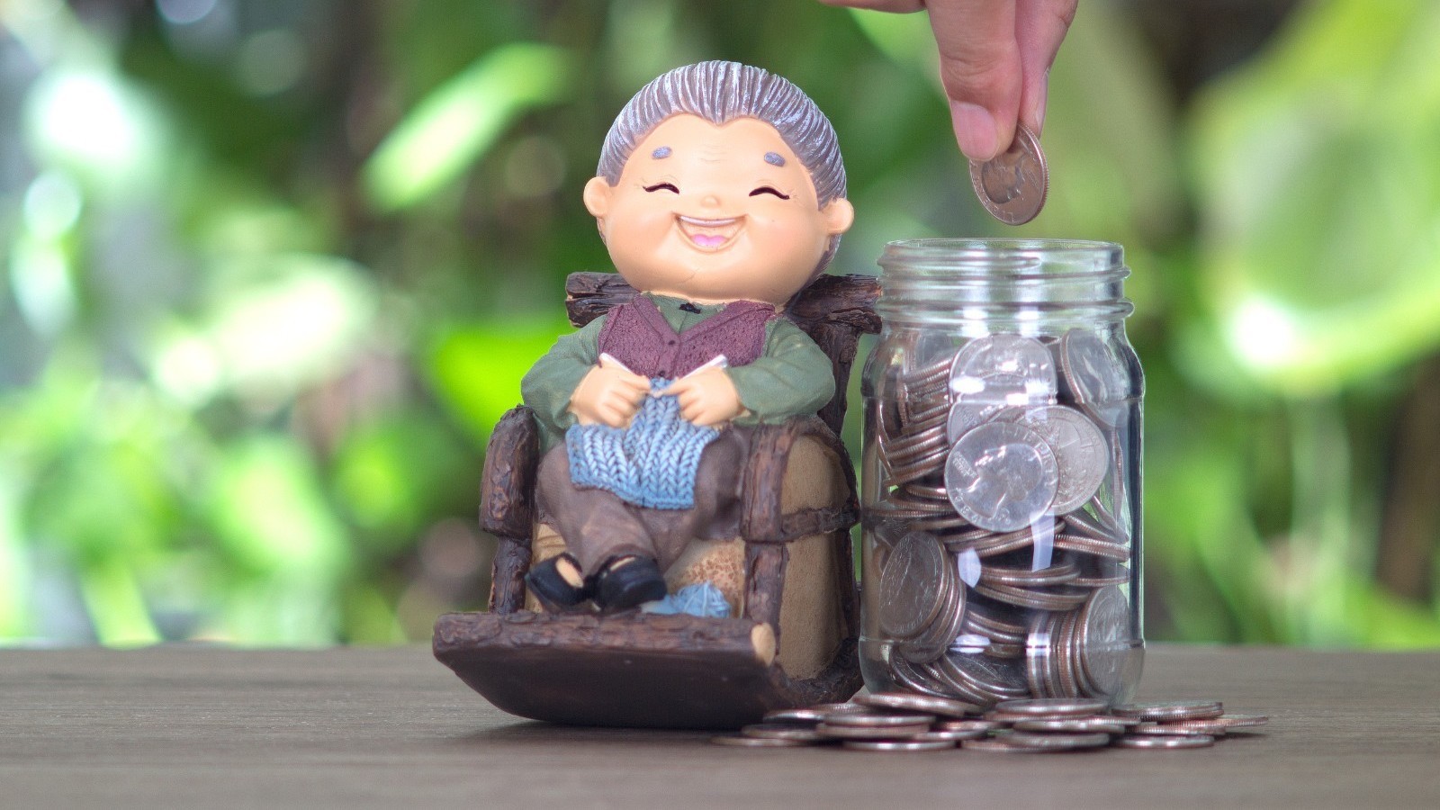 上海翁女士差点晚领11年养老金！北京居民请赶紧自查