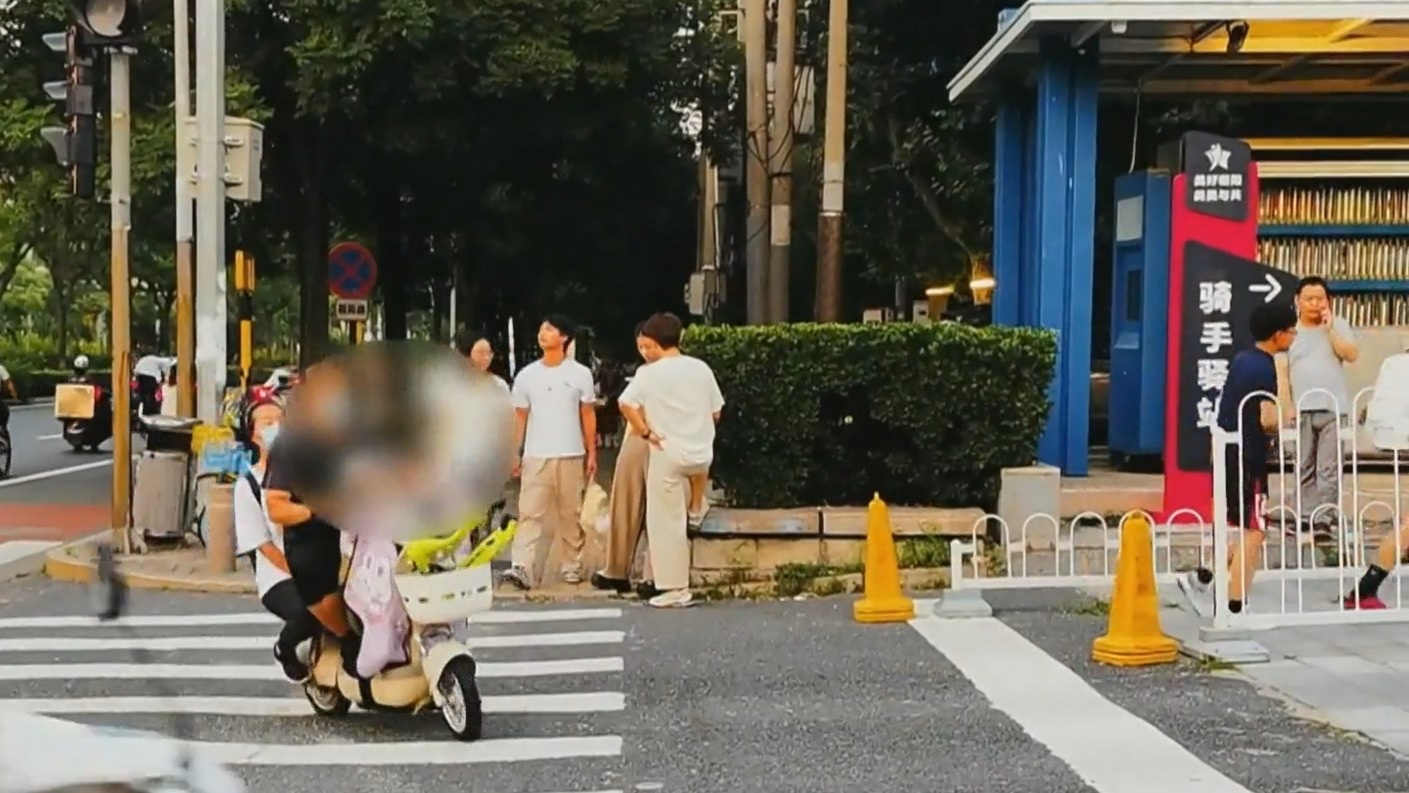 电动自行车加装前置座椅暗藏风险 儿童需载在后座