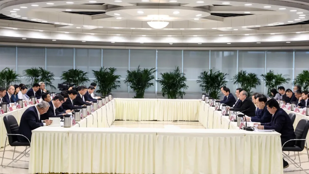 北京市深化与中央企业合作工作座谈会召开,尹力殷勇与张玉卓座谈 北京市深化与中央企业合作工作座谈会召开,尹力殷勇与张玉卓座谈