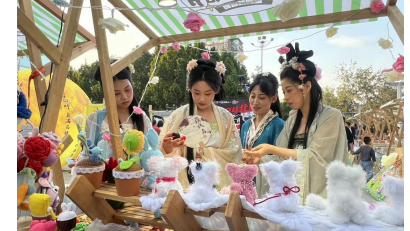 月光下的石景山万达广场 璀璨交织的美好生活活力画卷 月光下的石景山万达广场 璀璨交织的美好生活活力画卷