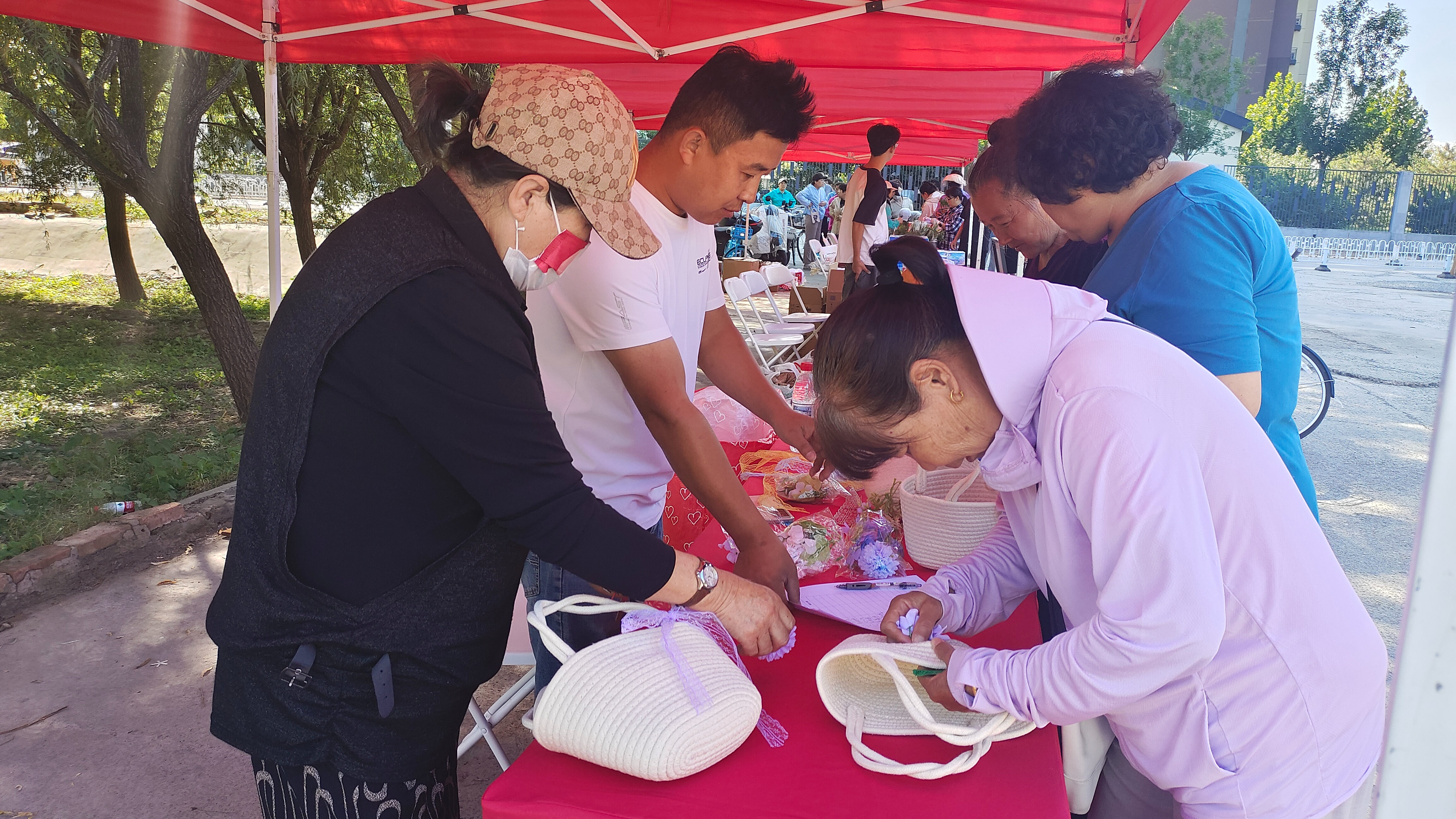 孙河地区：“绿色家园共建”活动落地社工站引领激活环保新动能